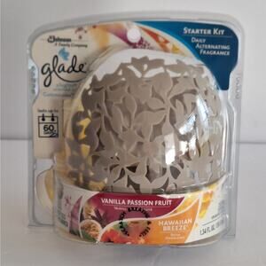 Glade Plugins Scented Oil Warmer Unit + Refills Daily Alternating Fragrance Kit